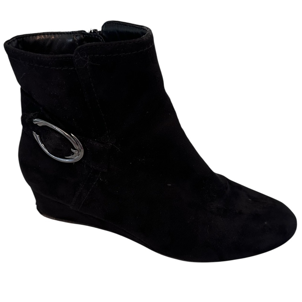 Impo Black Ankle Booties Sleek Design‎ Giordana Boots with Memory Foam Sz 8.5